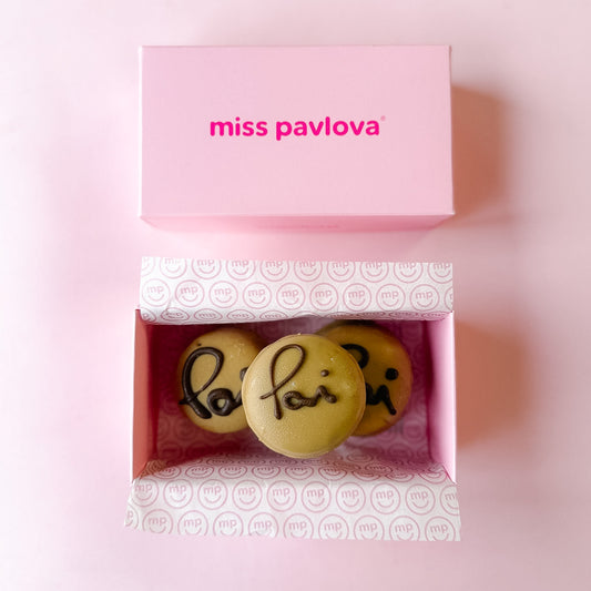 Caixa 3 Macabons Triplo Caramelo